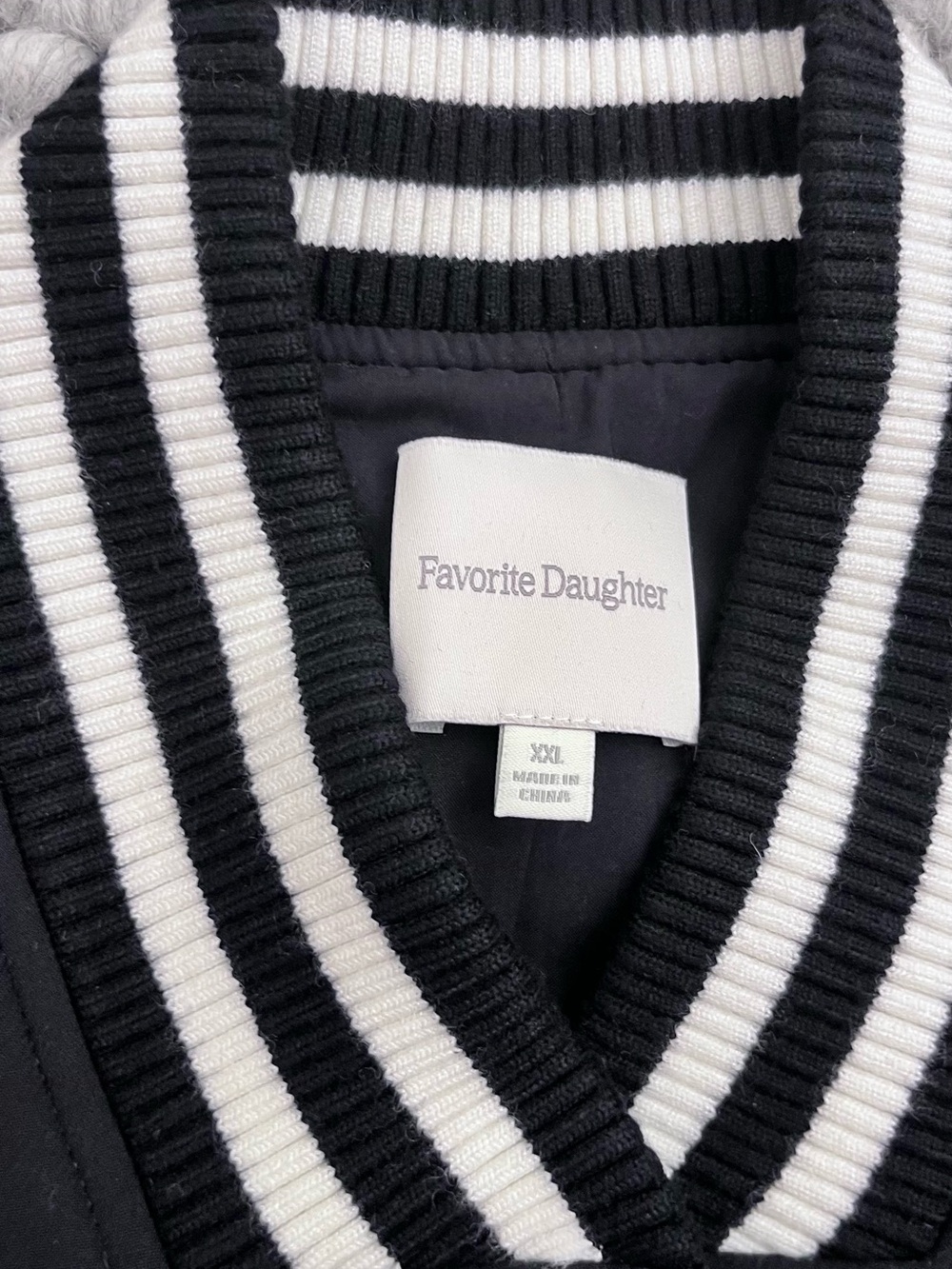 Favorite Daughter Varsity Structured Blazer size xxl - Picture 2 of 3